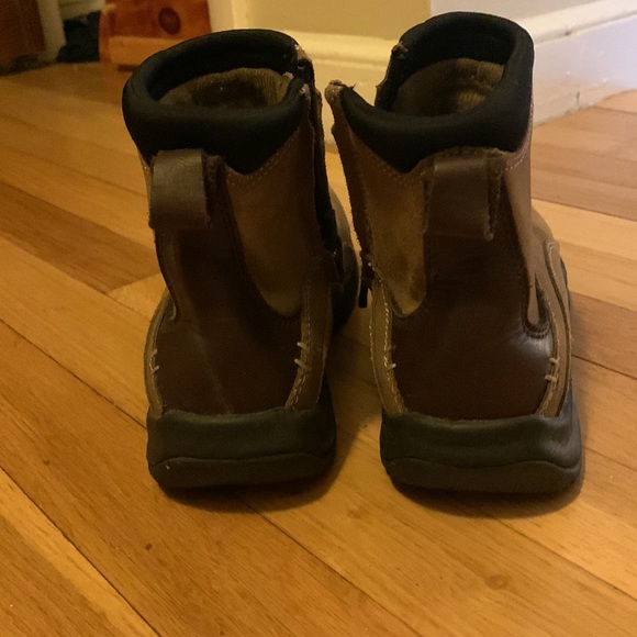 Lands End size 7 shoe - Picture 3 of 5